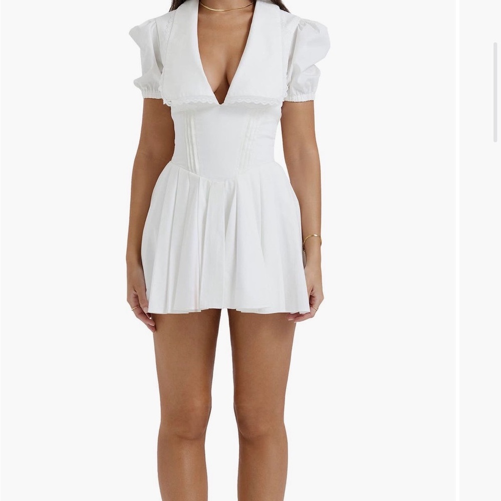 White House of CB dress